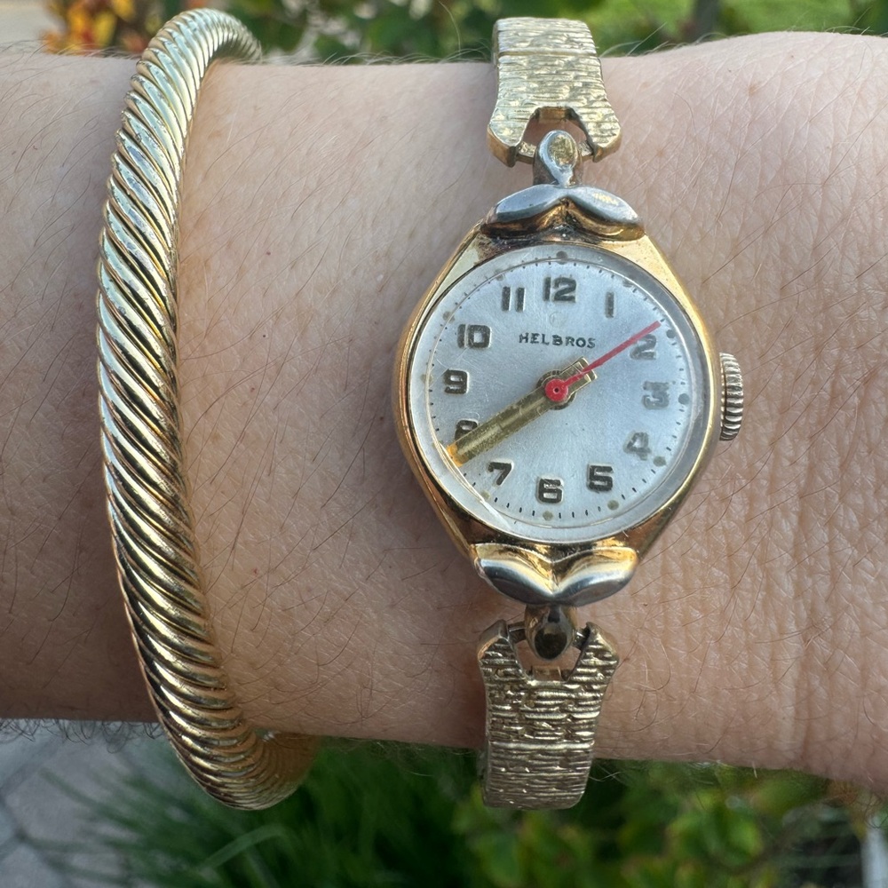 Vtg Helbros Self Wind Gold tone Cocktail Watch 🔥